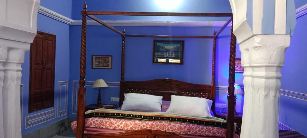 Hotel Radhika Haveli, Mandawa Mandāwa エクステリア 写真