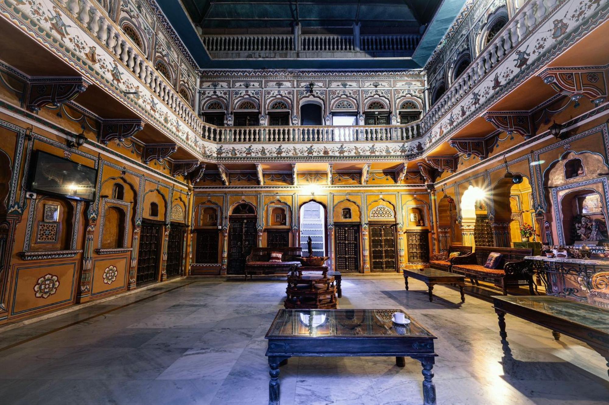 Hotel Radhika Haveli, Mandawa Mandāwa エクステリア 写真