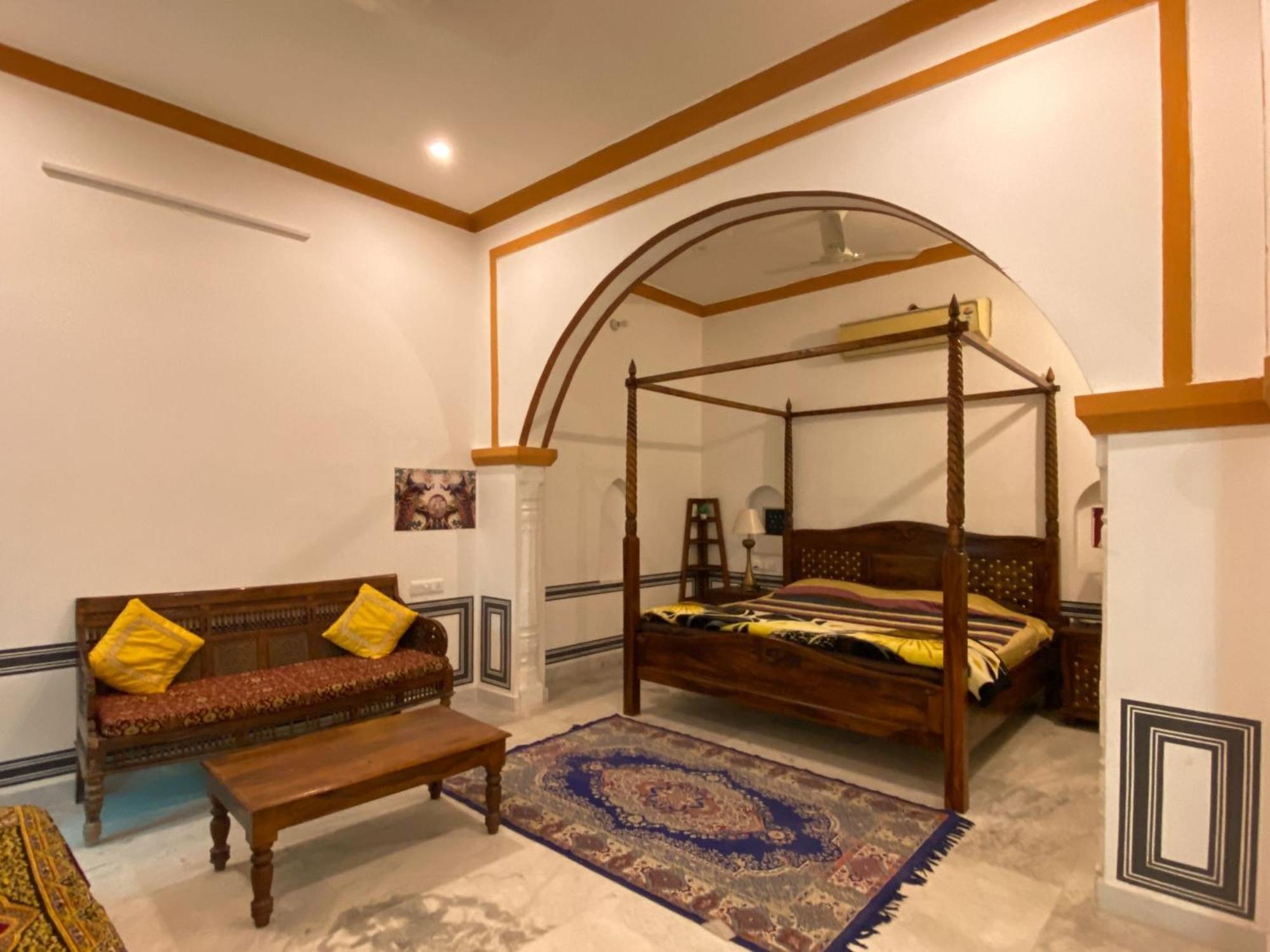 Hotel Mandawa Haveli エクステリア 写真