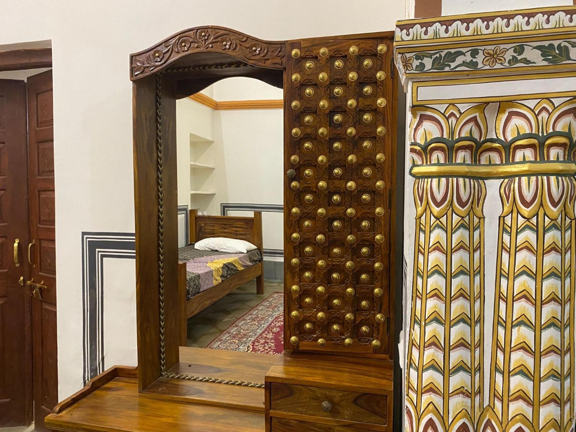 Hotel Mandawa Haveli エクステリア 写真