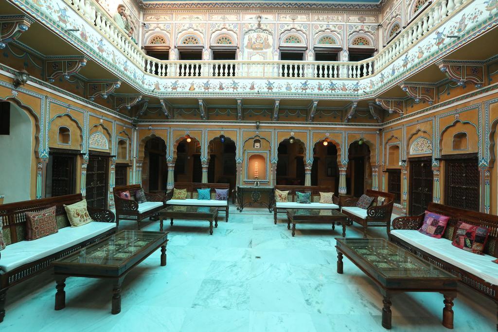 Hotel Radhika Haveli, Mandawa Mandāwa エクステリア 写真