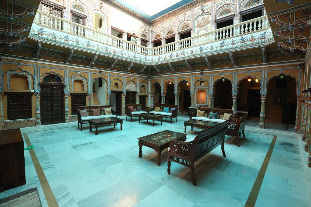 Hotel Radhika Haveli, Mandawa Mandāwa エクステリア 写真