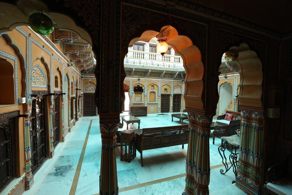 Hotel Radhika Haveli, Mandawa Mandāwa エクステリア 写真