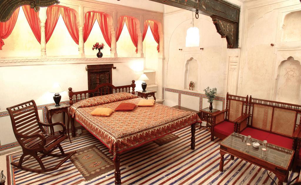 Hotel Radhika Haveli, Mandawa Mandāwa エクステリア 写真