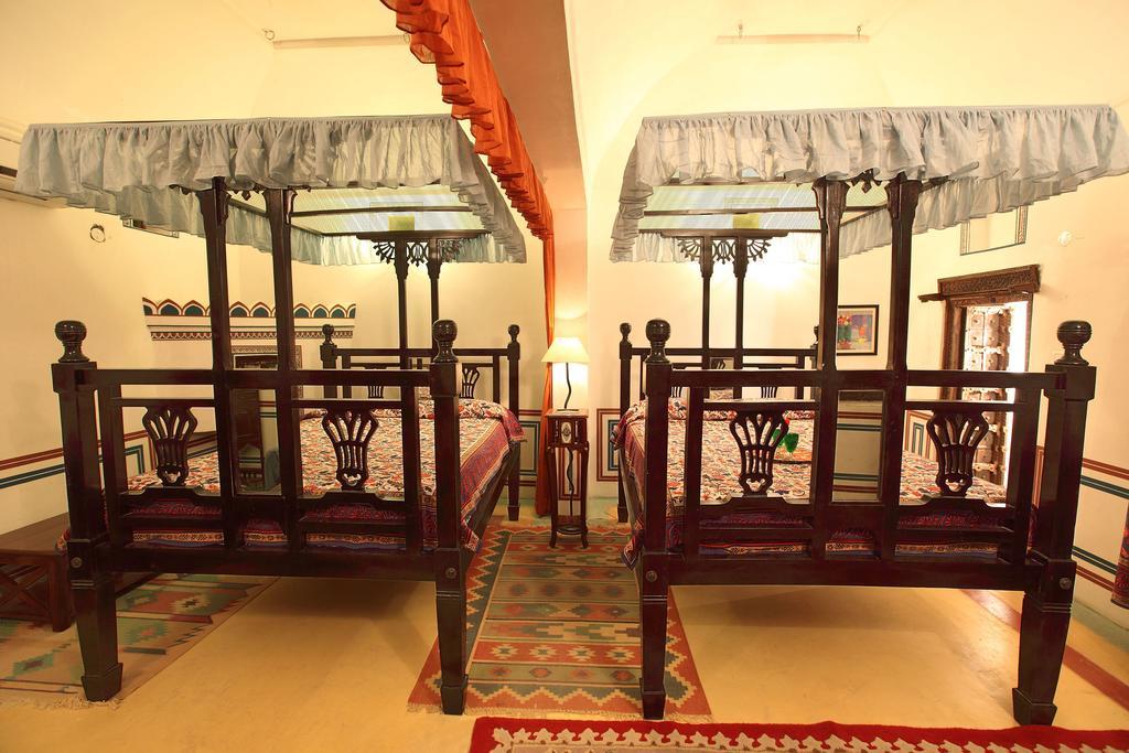 Hotel Radhika Haveli, Mandawa Mandāwa エクステリア 写真