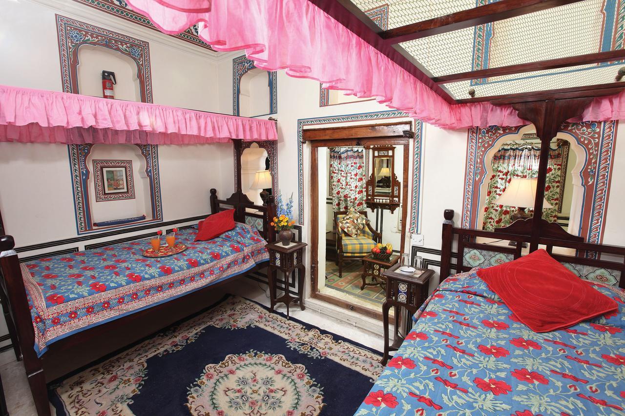 Hotel Radhika Haveli, Mandawa Mandāwa エクステリア 写真