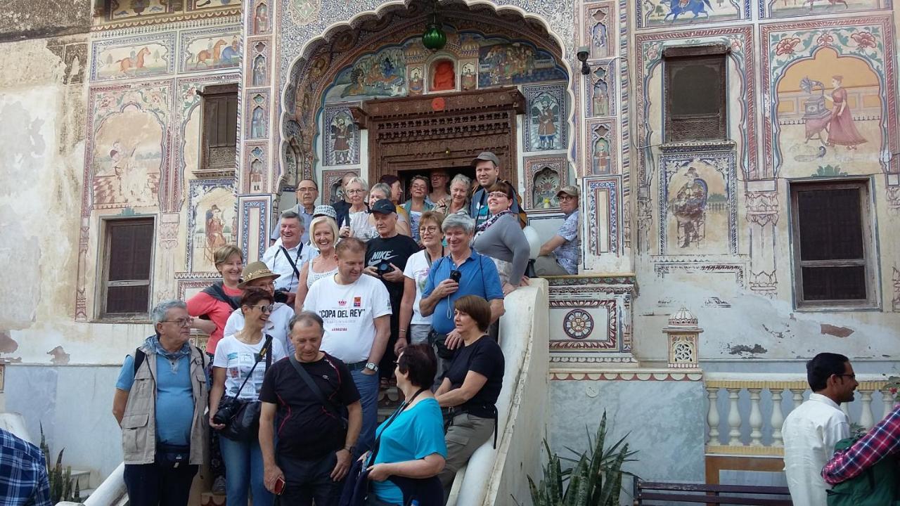 Hotel Radhika Haveli, Mandawa Mandāwa エクステリア 写真